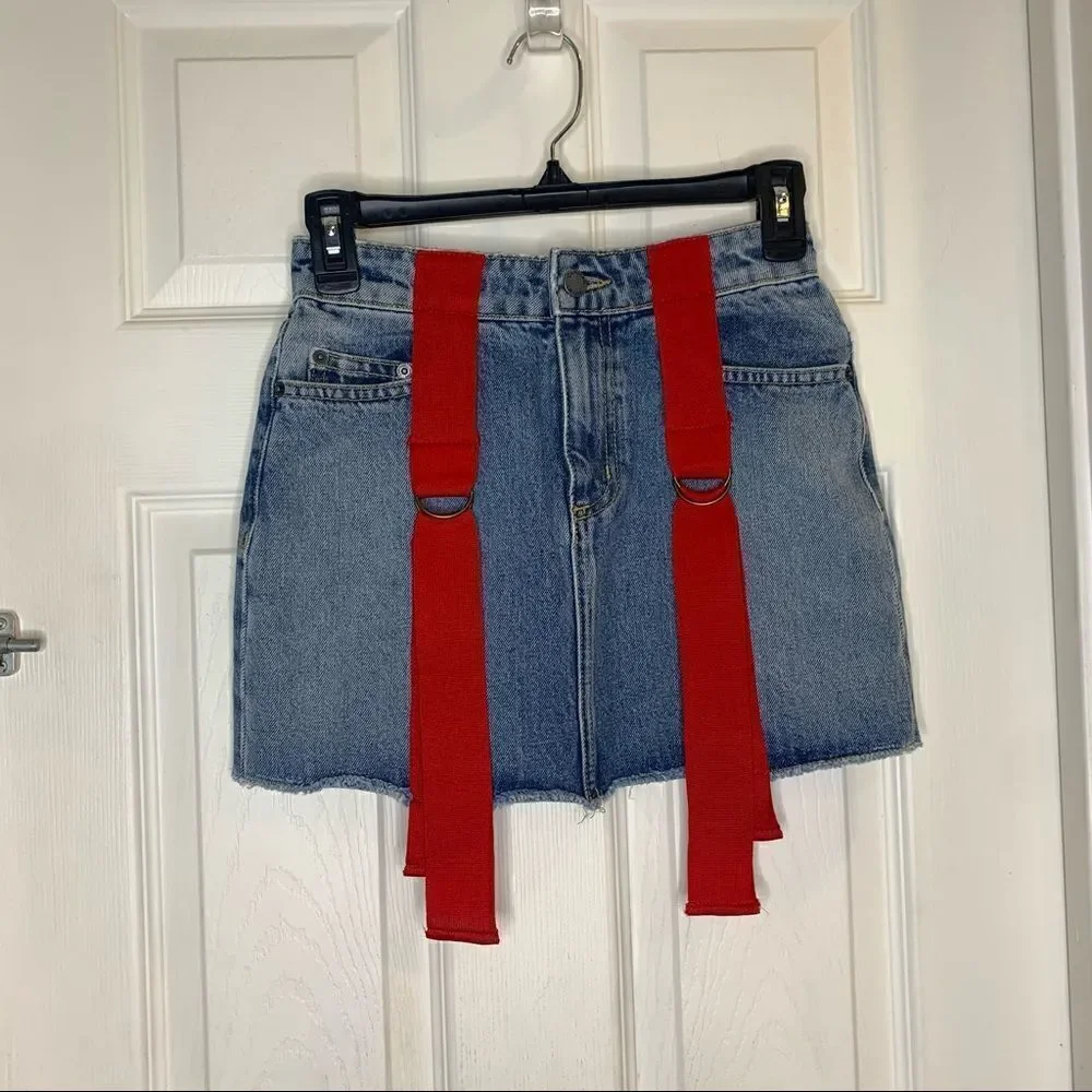 Carmar Yukon Colin Skirt with Red D-Ring Strap Size 25/0